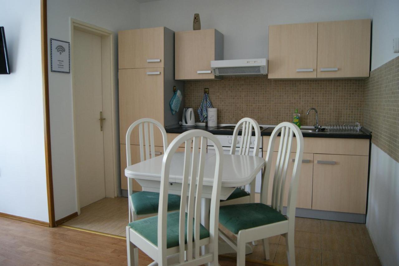 Apartment Lynx Korenica Kültér fotó